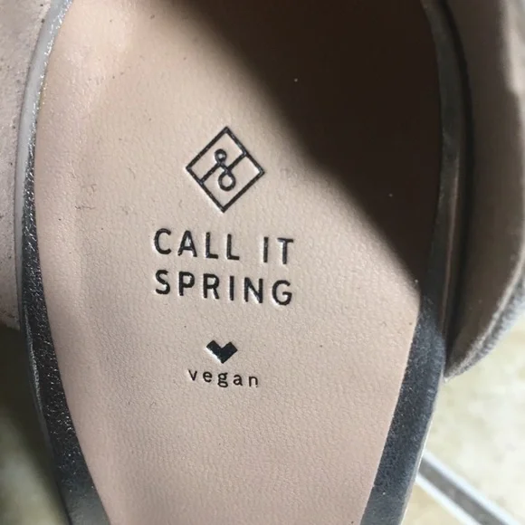 Call it Spring Metallic Heels Size: 7 - Picture 6 of 8